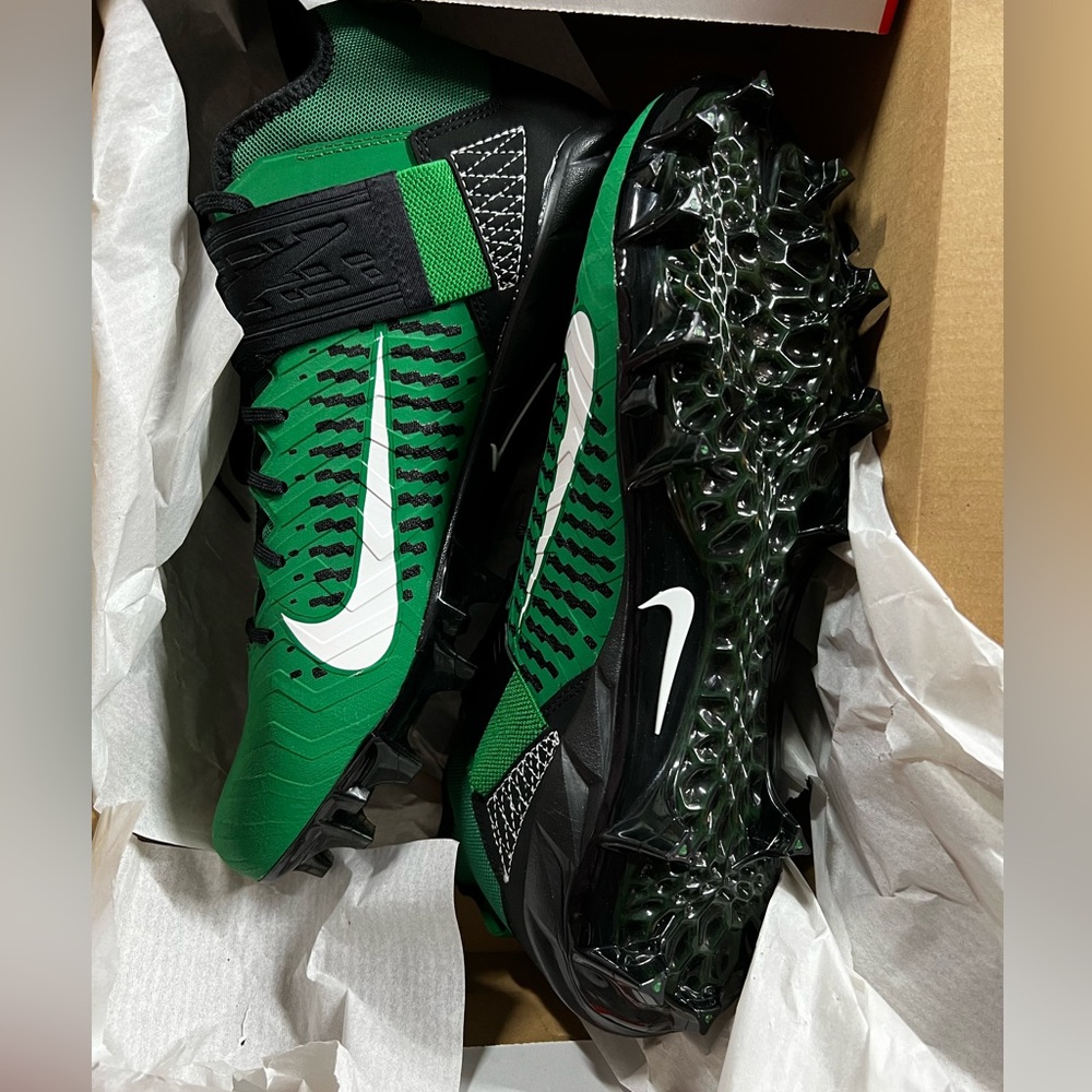 Nike Alpha Menance Pro 2 Mid
